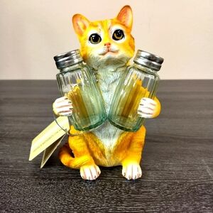 DWK salt pepper orange tabby cat shaker poly resin 71/2"x3" tall gift Christmas